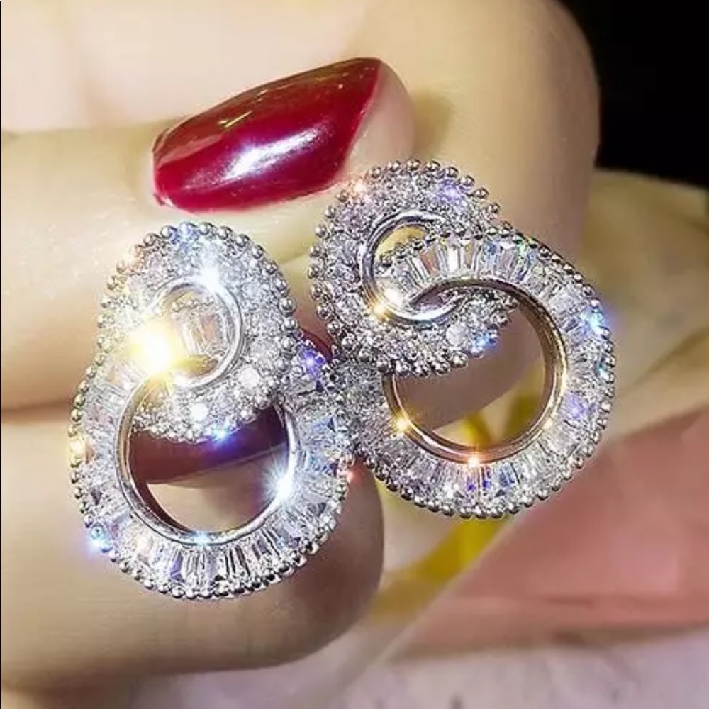 😍NEW earring 925  Sterling silver Dimond round Zircon stones